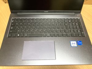 HUAWEI MateBook D16キーボード全体20230327